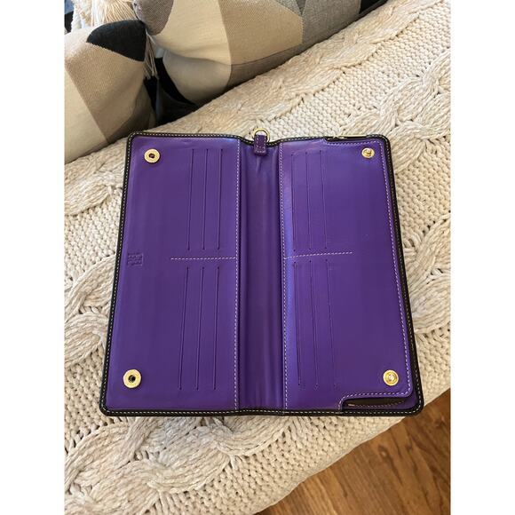 Carolina Herrera Long Leather Wallet in Dark Brown with Purple interior lining.✨ - Picture 3 of 11